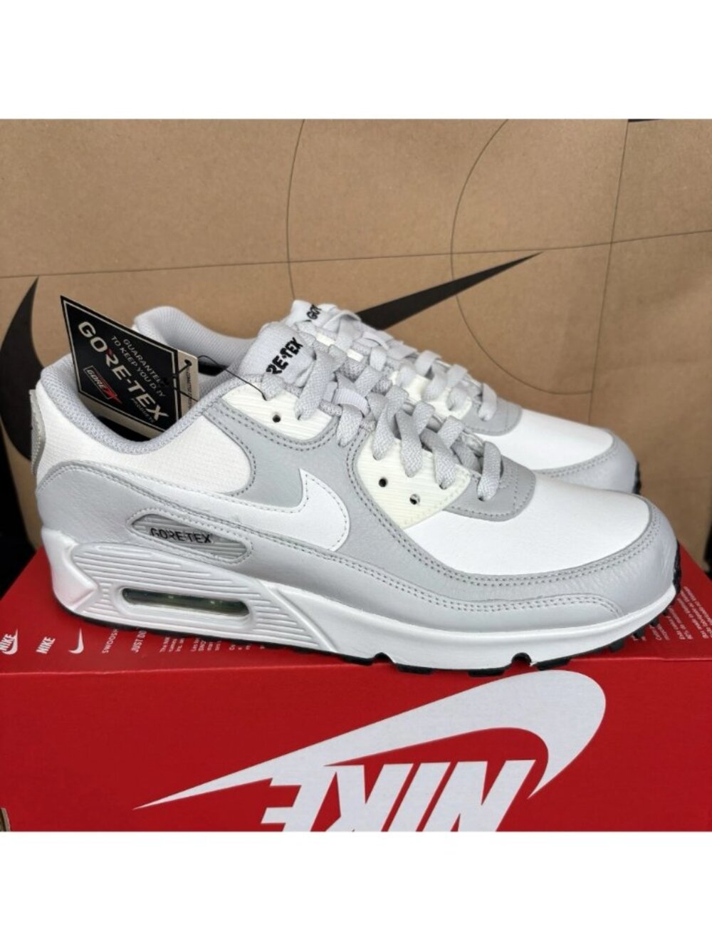 NEW Nike Air Max 90 GTX Gore Tex Size 8 Photon Dust/Summit White DJ9779-003